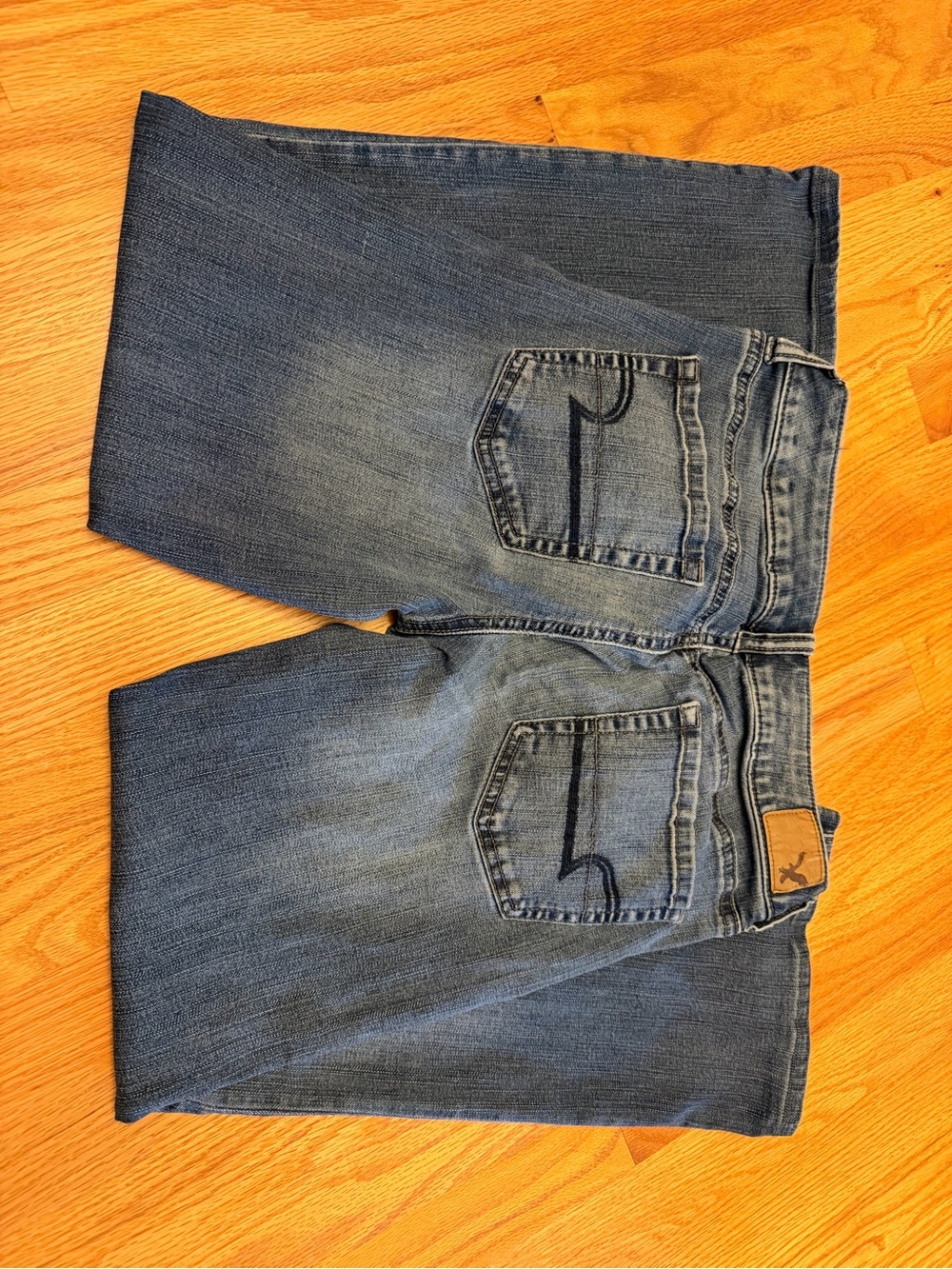 American Eagle Outfitters Women’s Boot Cut Jeans - Dark Blue Wash - Picture 2 of 4